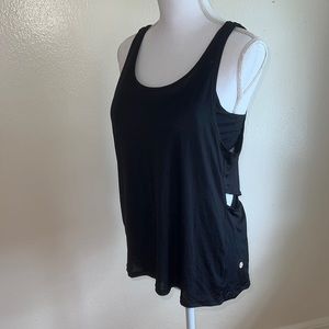 Lululemon tank with built in bra